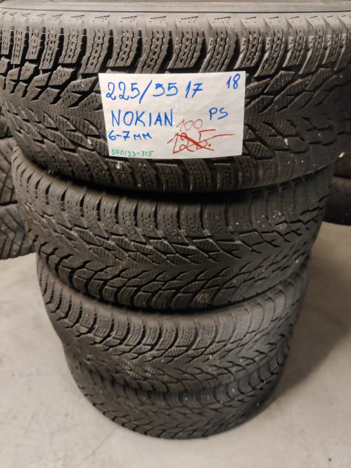 225/55R17 Nokian kitka 6-7mm / 4V2