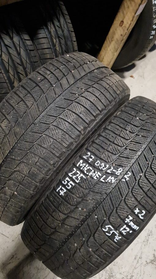 K 225/55R17 Michelin kitka 7mm  / 5V43