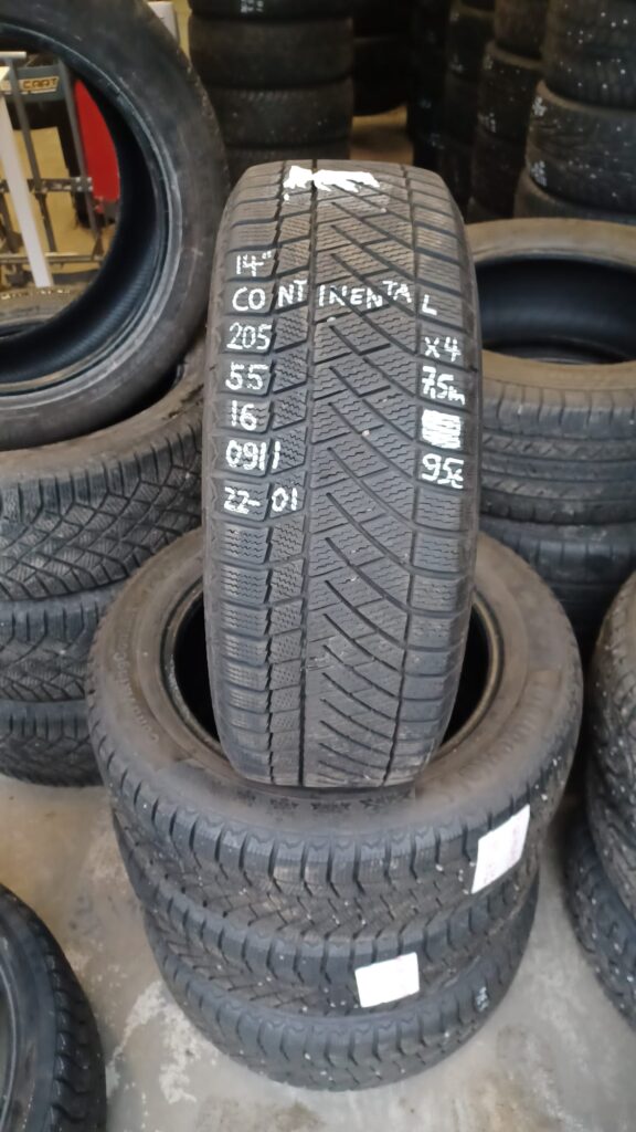 205/55R16 Continental kitka 7,5mm / 4V52