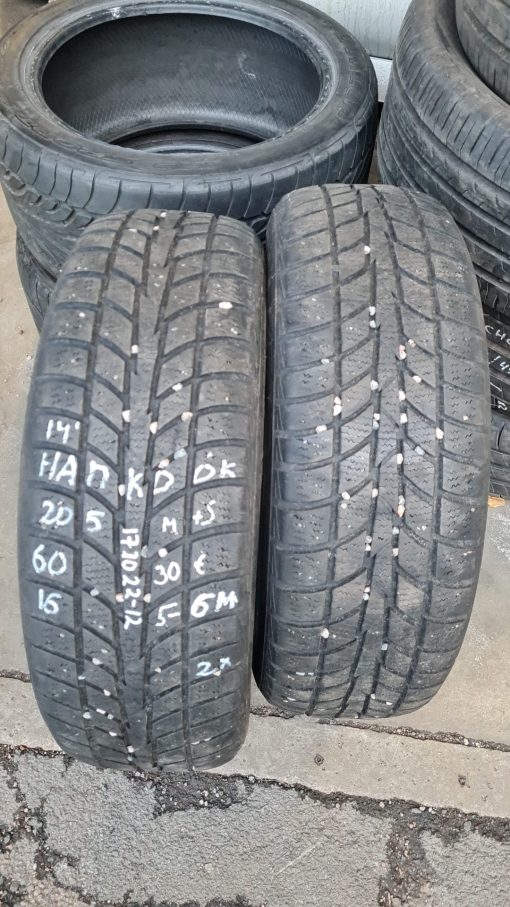 K 205/60R16 Hankook kitka m+s 5-6mm / 4V57