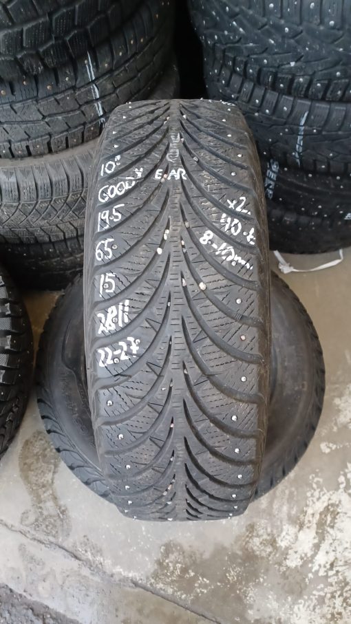 K 195/65R15 Goodyear nasta 8-10mm / 2V25