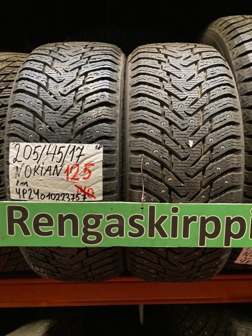 K 205/45R17 Nokian nasta 8mm DOT18 4P24