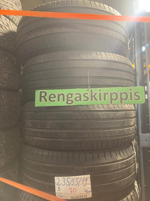 235/55R19 Michelin kesä 3-4mm / 5V6