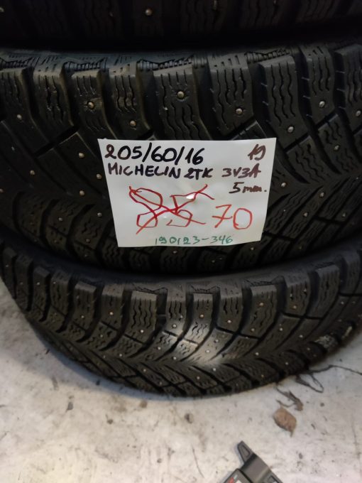 K 205/60R16 Michelin nasta 5mm / 3v3A