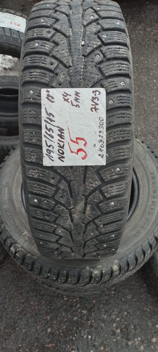 K 195/65R15 Nokian nasta 5mm DOT18 7V3-3