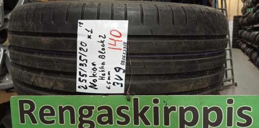 255/35R20 Nokian Hakka Black 2 kesä 6,5mm