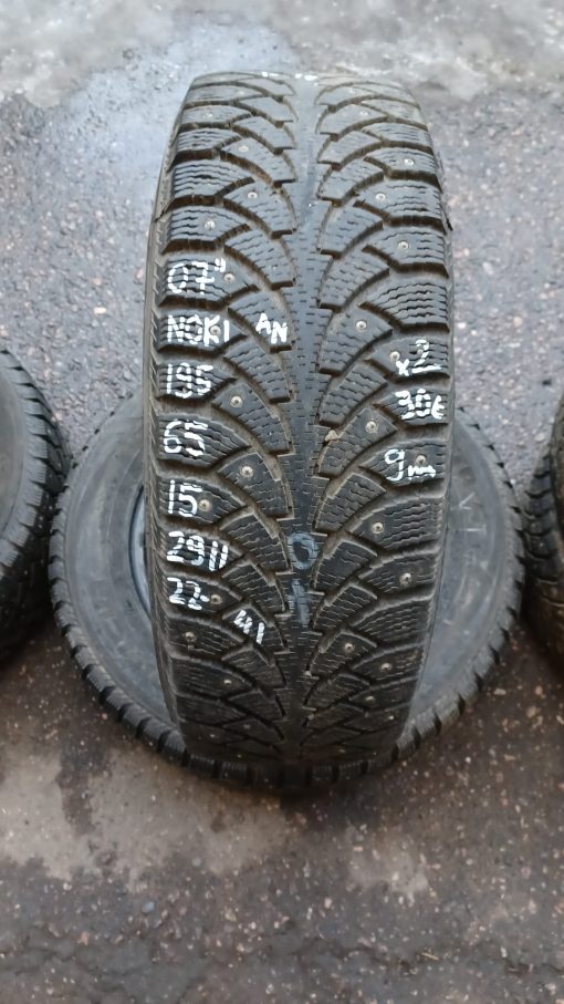 K 195/65R15 Nokian nasta 9mm / 1-10
