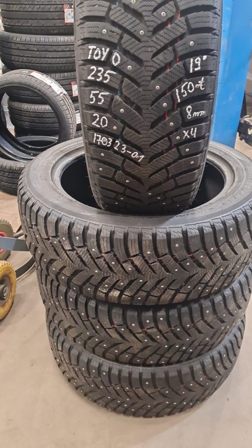 K 235/55R20 Toyo nasta 8mm K14