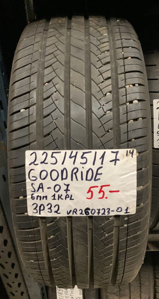 225/45R17 Goodride SA-07 kesä 6mm / 7V