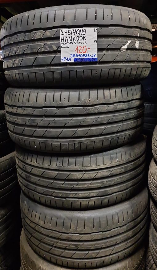 245/40R19 Hankook Ventus S1 Evo3 kesä 6mm