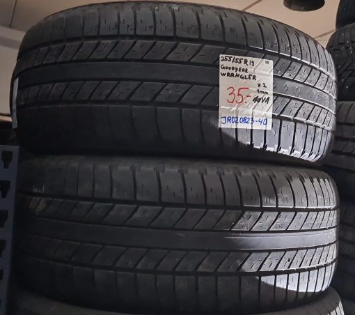 255/55R19 Goodyear Wrangler kesä 4mm / 10V1