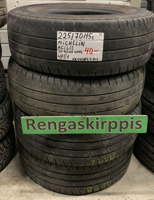 225/70R15c Michelin Agilis kesä 3,5-4,5mm