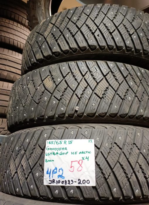 185/65R15 GoodYear UltraGrip Ice Artic nasta 8mm / 4P2