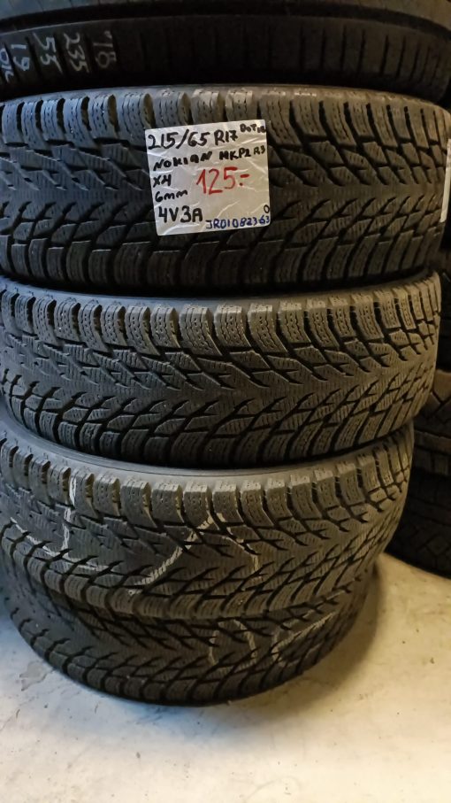 215/65R17 Nokian HKPL R3 kitka 6mm / 4V3A