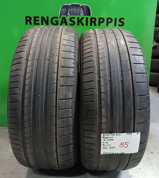 275/45R21 Pirelli PZero 107Y kesä 4,5mm / 5V3A