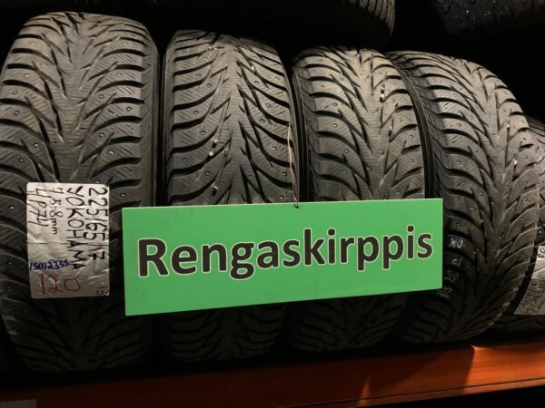 225/65R17 Yokohama nasta 7,5-8mm / 4P74