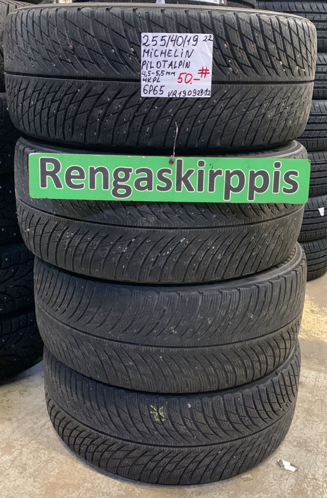 255/40R19 Michelin Pilot Alpin kitka 4,5-5,5mm # / 3V14-5