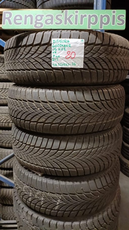 215/60R16 GoodYear UG Ice 2 kitka 7mm / 2V3