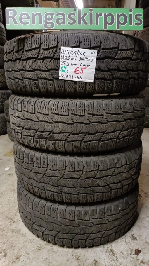 215/65R16c Nokian HKPL C3 kitka 5,5-6mm / 4V3