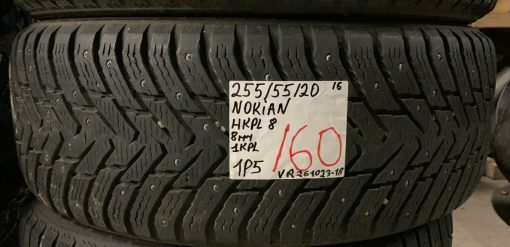255/55R20 Nokian HKPL 8 nasta 8mm / 3V14