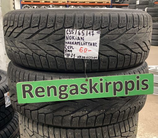 235/65R17 Nokian HKPL R2 kitka 5mm / 4P71