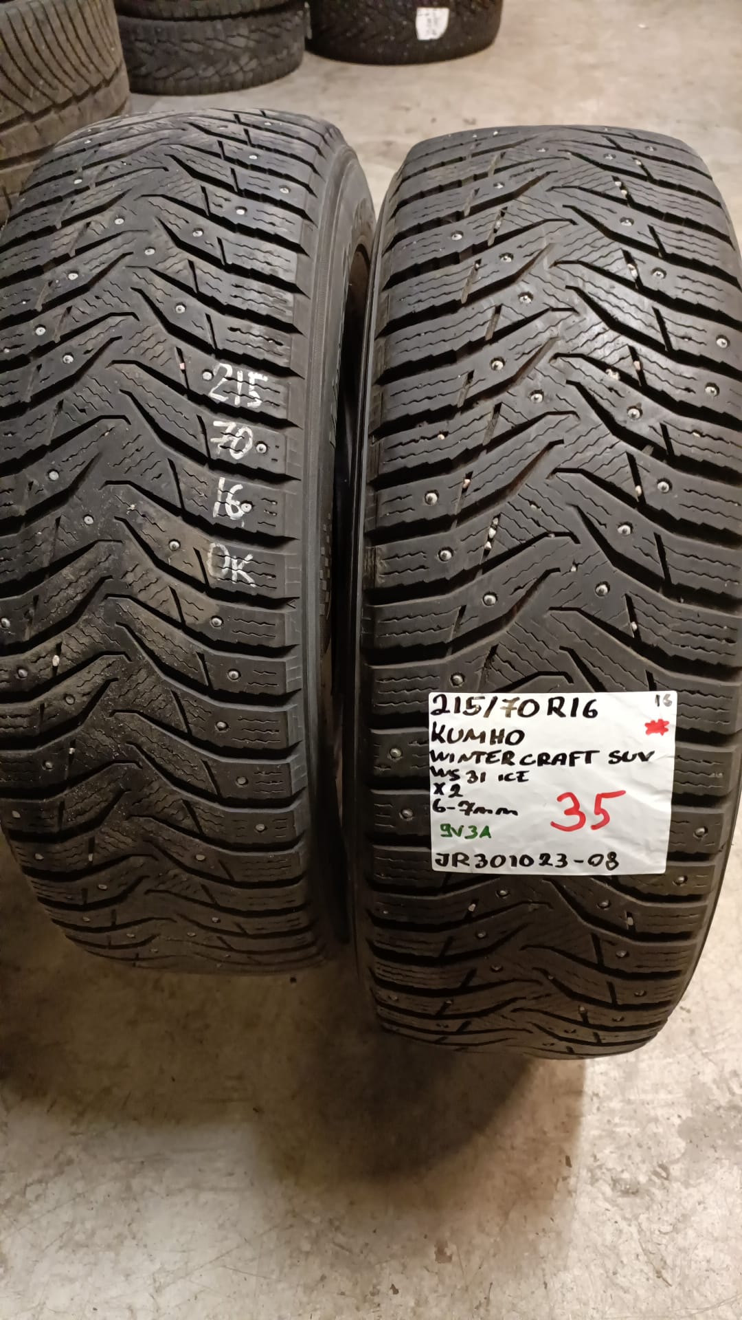215/70R16 Kumho WinterCraft Ice SUV WS31 nasta 6-7mm # / 4P4-1