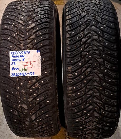 225/55R17 Nokian HKPL 8 nasta 8mm / 4P1A