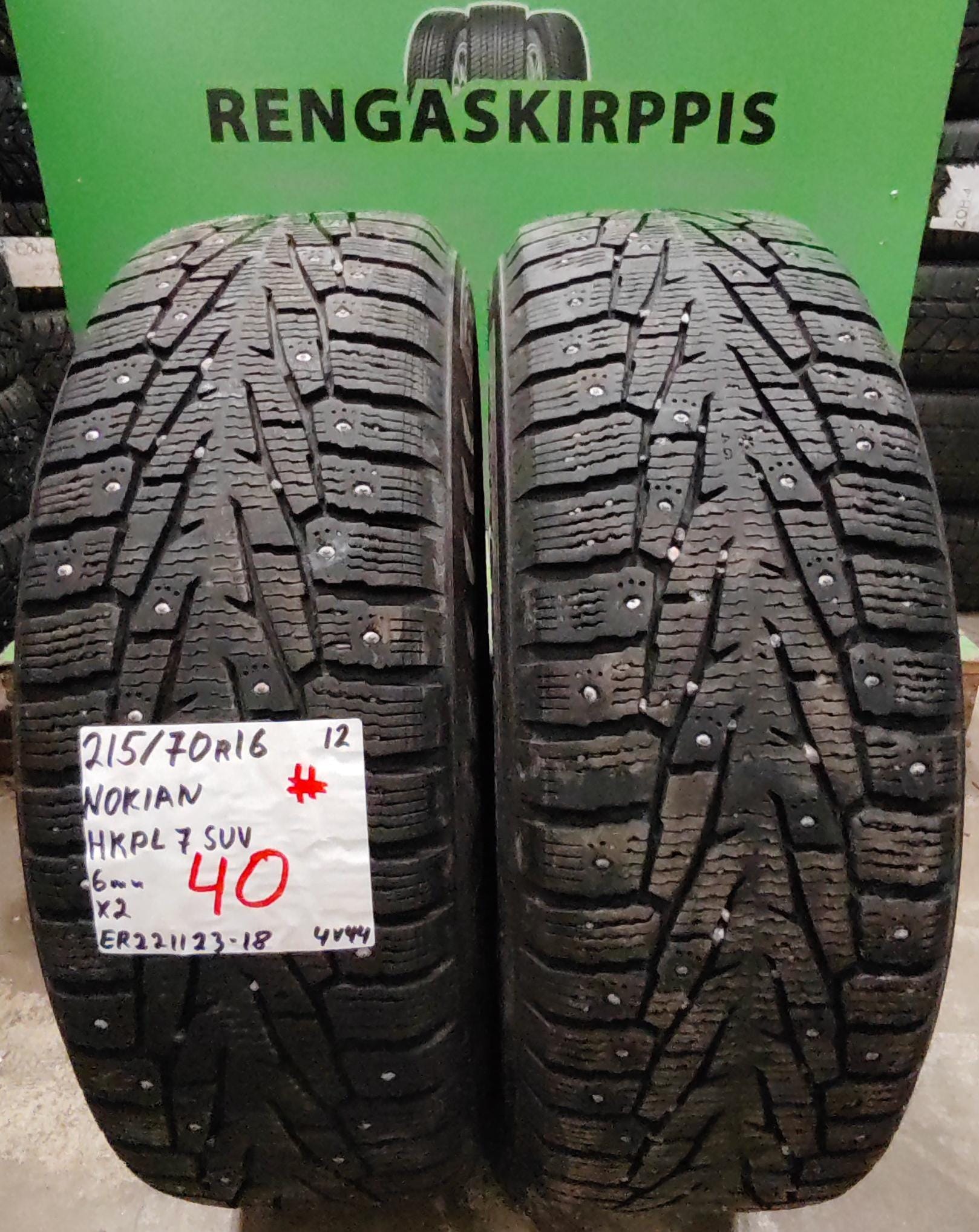 215/70R16 Nokian HKPL 7 SUV nasta 6mm # / 4V44