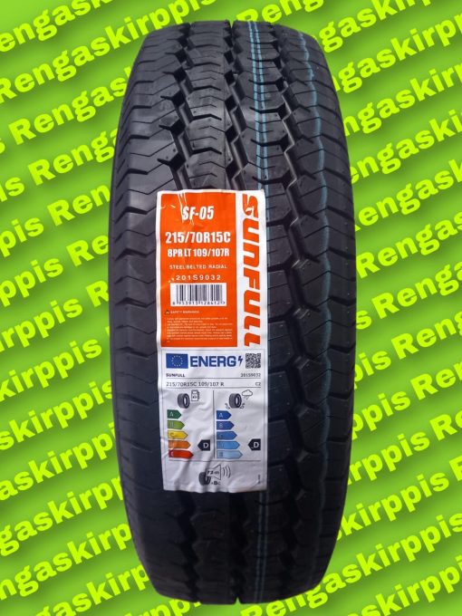 215/70R15C Sunfull SF-05 109/107R D,D 72dB/ kesä