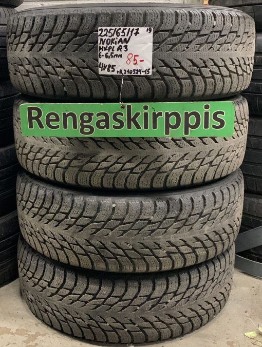 225/65R17 Nokian HKPL R3 kitka 6-6,5mm / 4V85