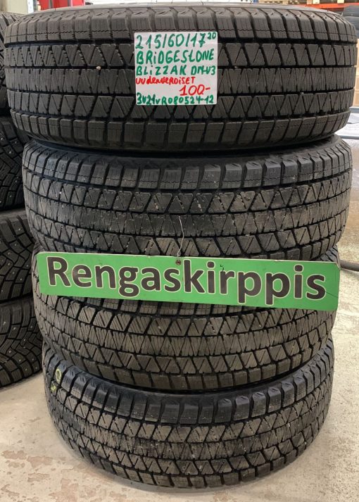 215/60R17 Bridgestone Blizzak DM-V3 kitka uudenveroiset / 3V21