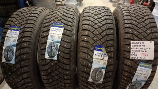 215/65R17 GoodYear UG Arctic 2 SUV nasta ajamattomat / 3P3A