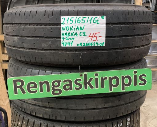 215/65R16C Nokian Hakka C2 kesä 4-5mm / 4V41
