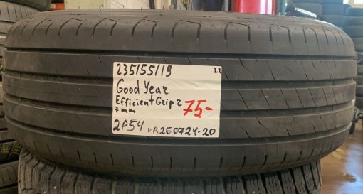 235/55R19 GoodYear EfficientGrip 2 kesä 7mm / 2P54