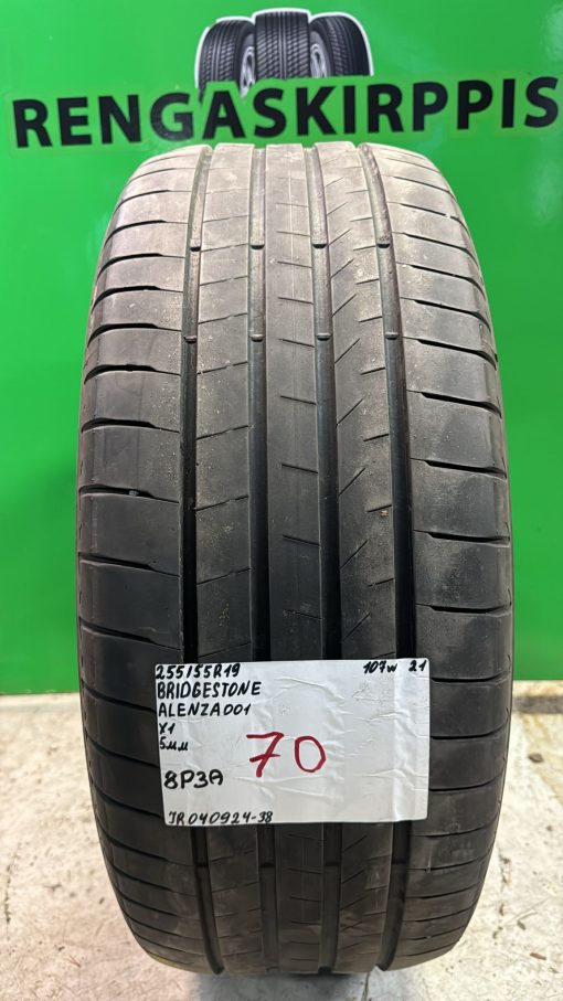 255/55R19 Bridgestone Alenza 001 107W kesä 5mm / 8P3A