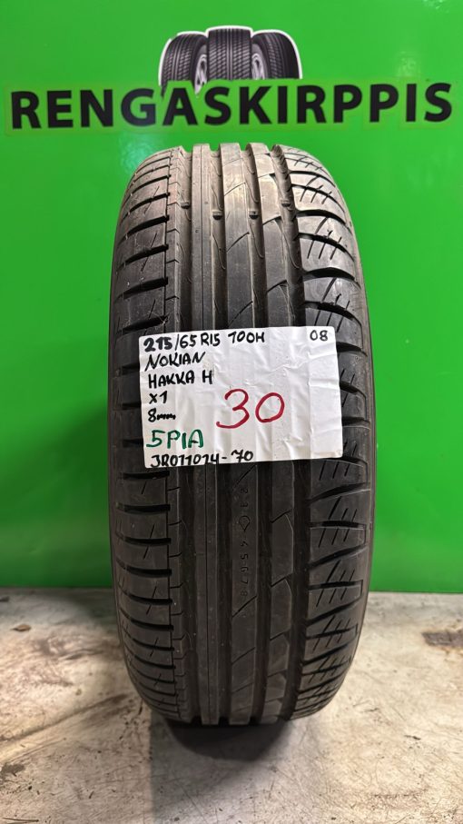 215/65R15 Nokian Hakka H 100H kesä 8mm / 2V9-1