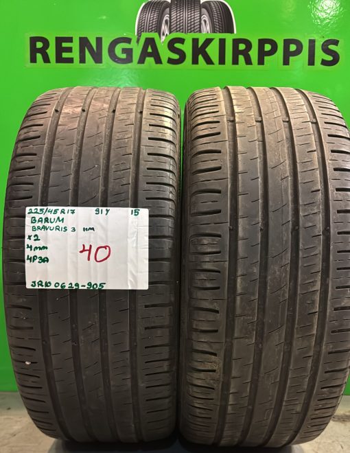 225/45R17 Barum Bravuris 3 HM 91Y kesä 4mm / 4P3A