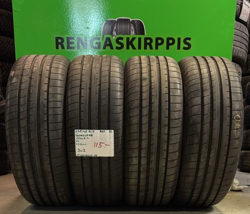 235/45R19 GoodYear Eagle F1 99H kesä 7,5-8mm / 3V2
