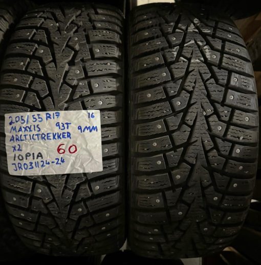 205/55R17 Maxxis Arctic Trekker 93T nasta 9mm / 10P1A