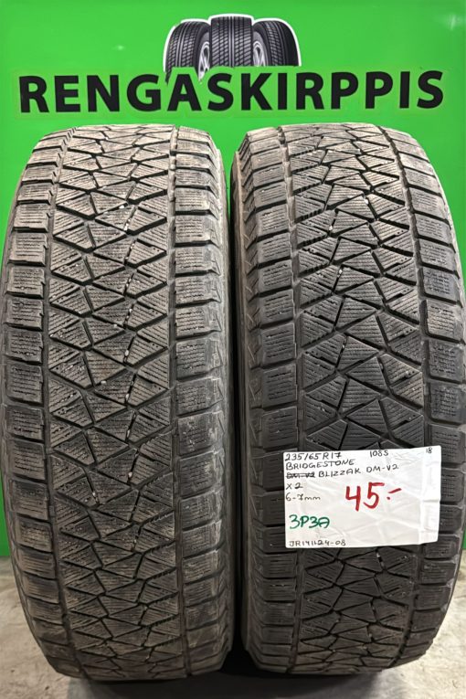 235/65R17 Bridgestone Blizzak DM-V2 108S kitka 6-7mm / 3P3A
