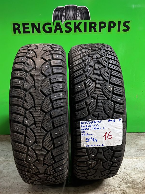 205/65R15 Gislaved Nordfrost 3 94Q nasta 7,5-8mm / 9P1A