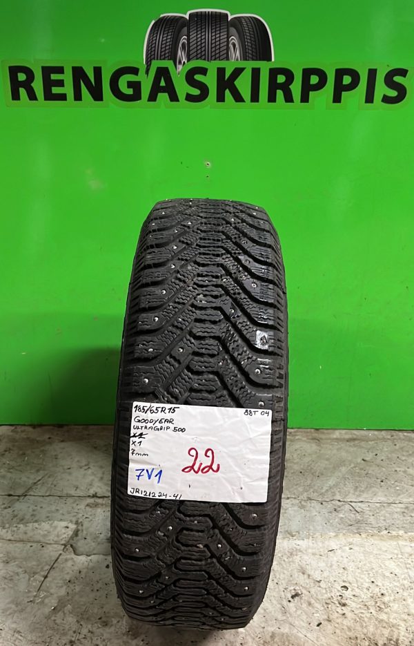 185/65R15 GoodYear UltraGrip 500 88T nasta 7mm / 7V1