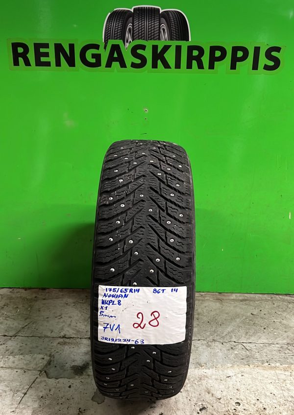 175/65R14 Nokian HKPL 8 86T nasta 5mm / 7V1