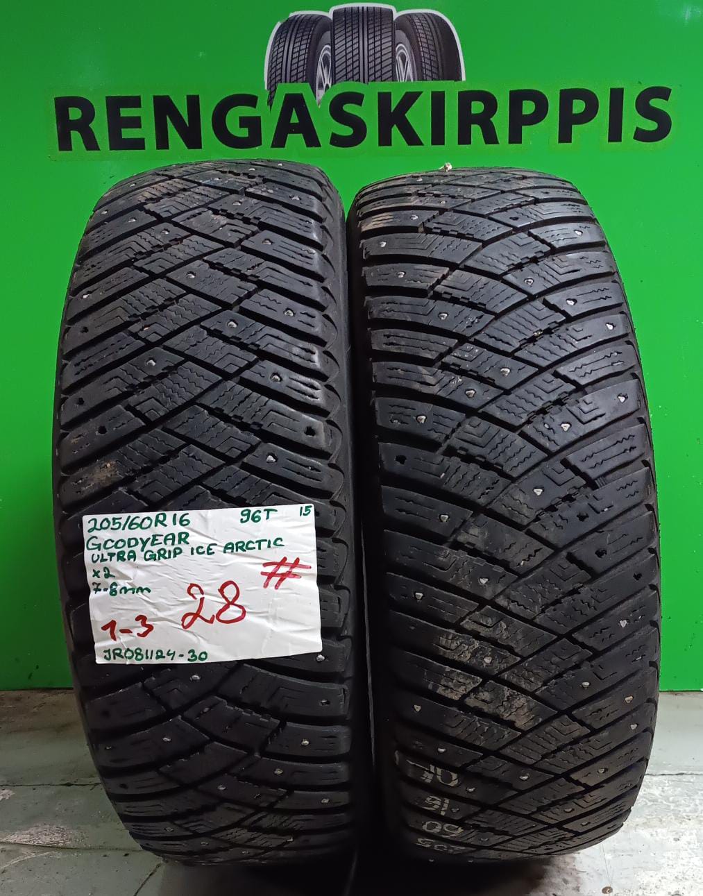 205/60R16 GoodYear UltraGrip Ice Arctic 96T nasta 7-8mm # / 5V6-2
