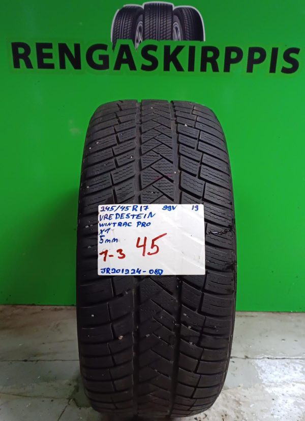 245/45R17 Vredestein Win Trac Pro 99V kitka 5mm / 1-3