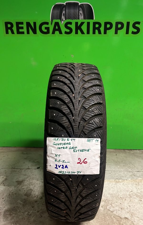 185/70R14 GoodYear Ultra Grip Extreme 88T nasta 6,5-7mm / 2V2A