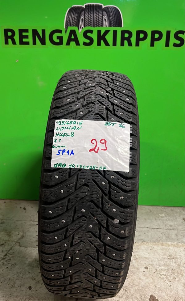 195/65R15 Nokian HKPL 8 95T nasta 6mm / 5P1A