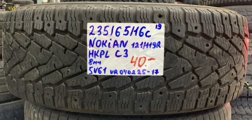 235/65R16C Nokian HKPL C3 121/119R kitka 8mm / 5V61