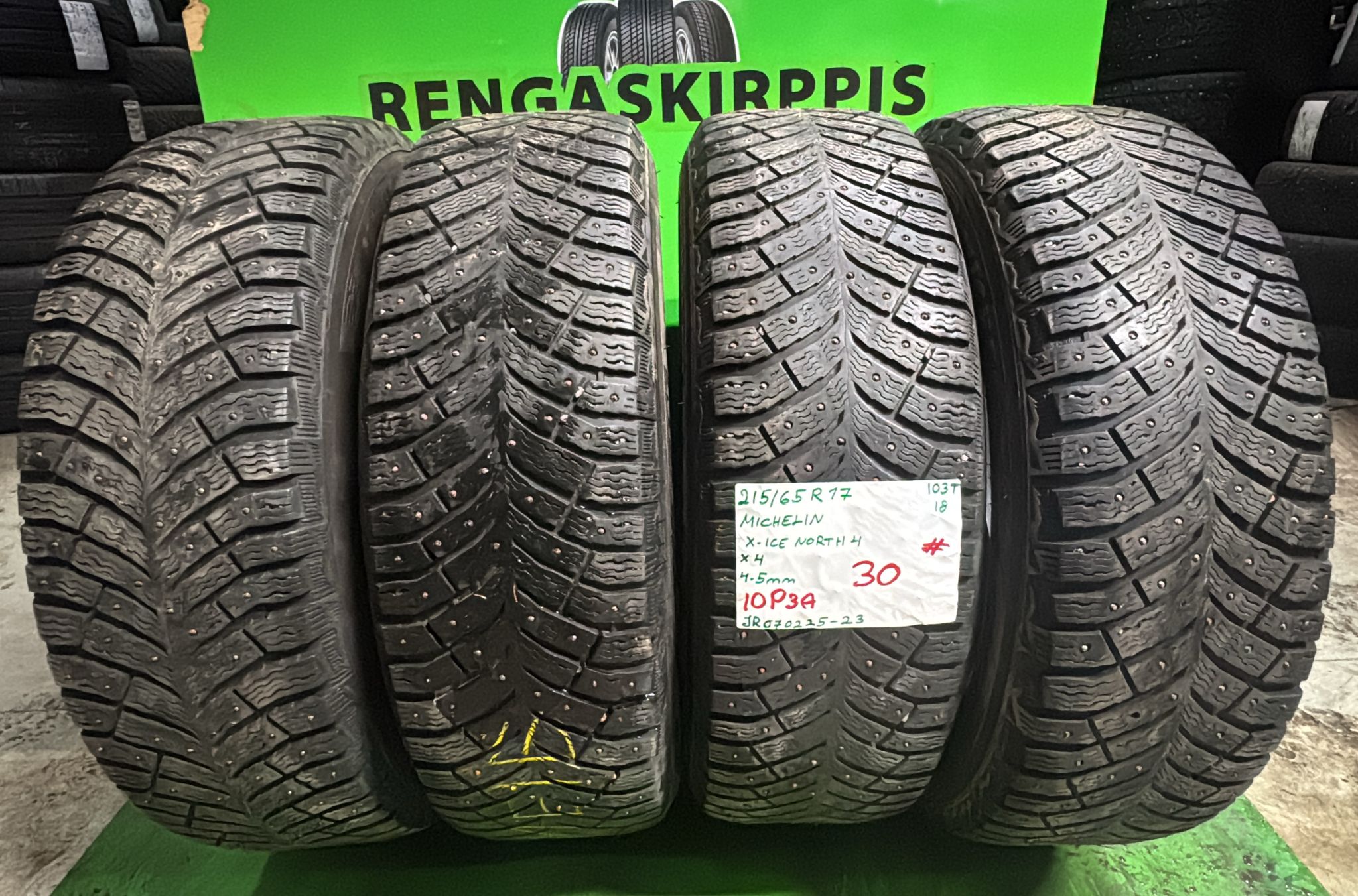 215/65R17 Michelin X-Ice North 4 103T nasta 4-5mm # / 4P2-3