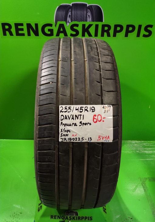 255/45R19 Davanti Protura Sport 100Y kesä 5mm / 5V1A